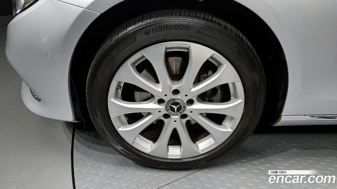 Mercedes-Benz E-Class 2020