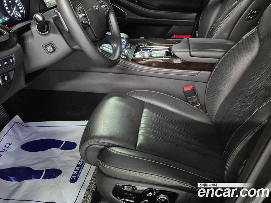 Genesis G90 2020