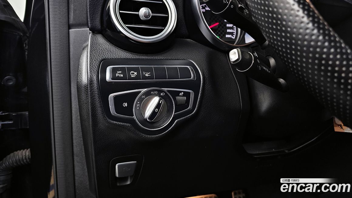 Mercedes-Benz GLC-Class 2018