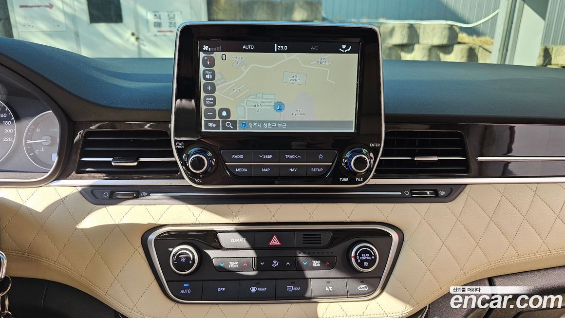 Hyundai Starex 2019