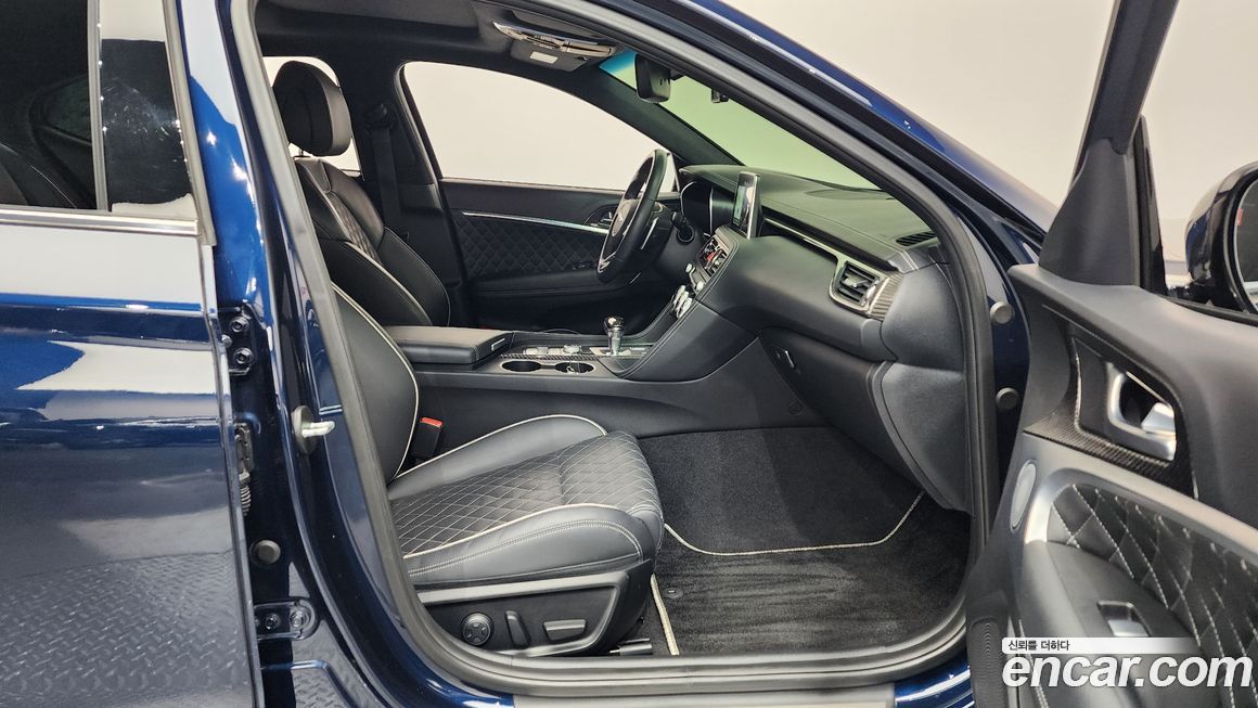 Genesis G70 2020