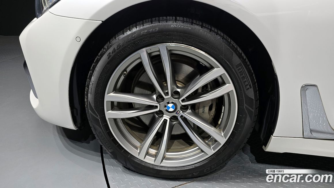 BMW 7-Series 2018
