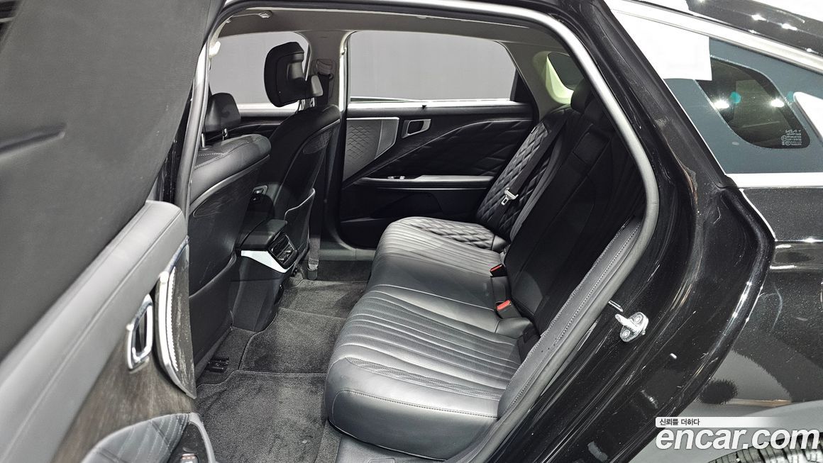 Kia K8 2023
