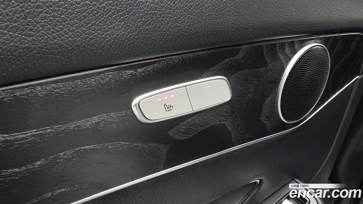 Mercedes-Benz GLC-Class 2019