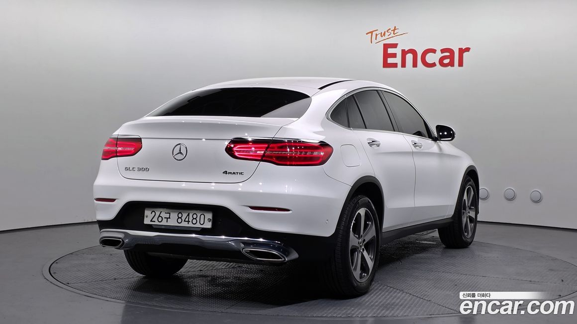 Mercedes-Benz GLC-Class 2019