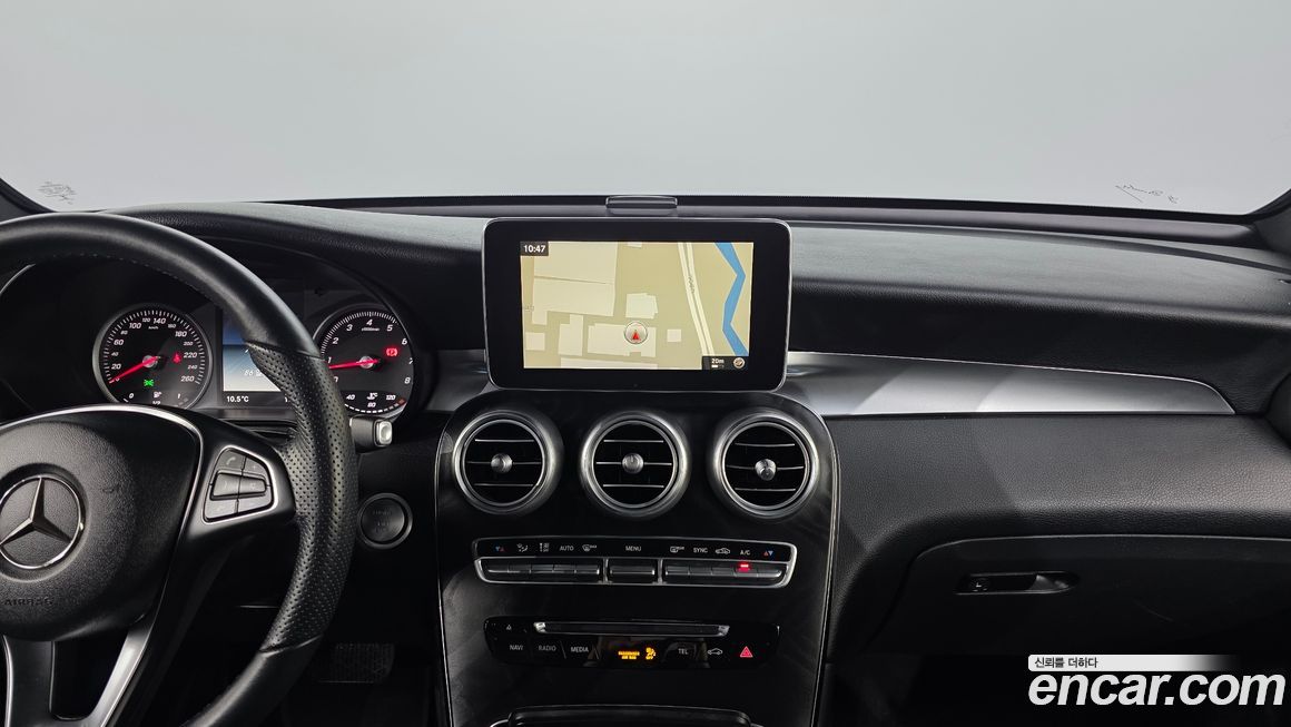 Mercedes-Benz GLC-Class 2019