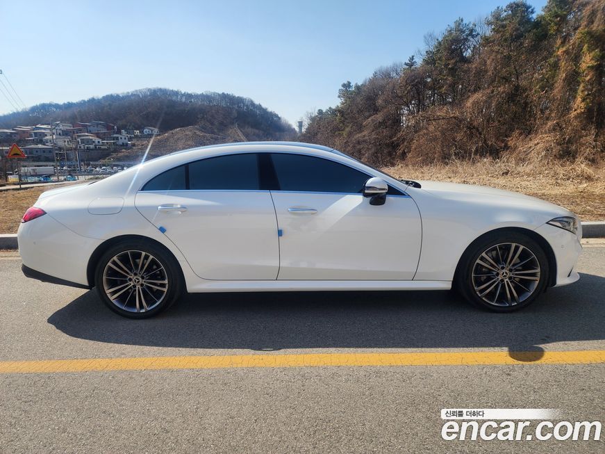 Mercedes-Benz CLS-Class 2019