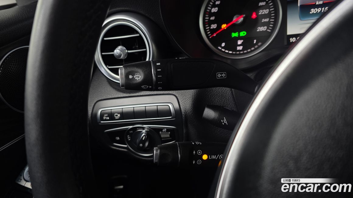 Mercedes-Benz GLC-Class 2019