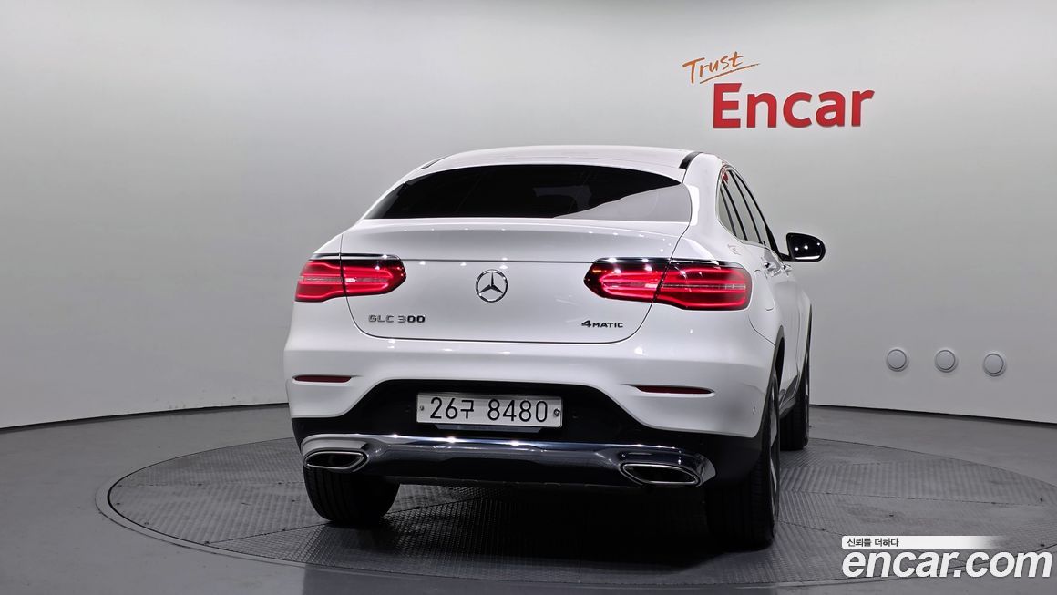 Mercedes-Benz GLC-Class 2019