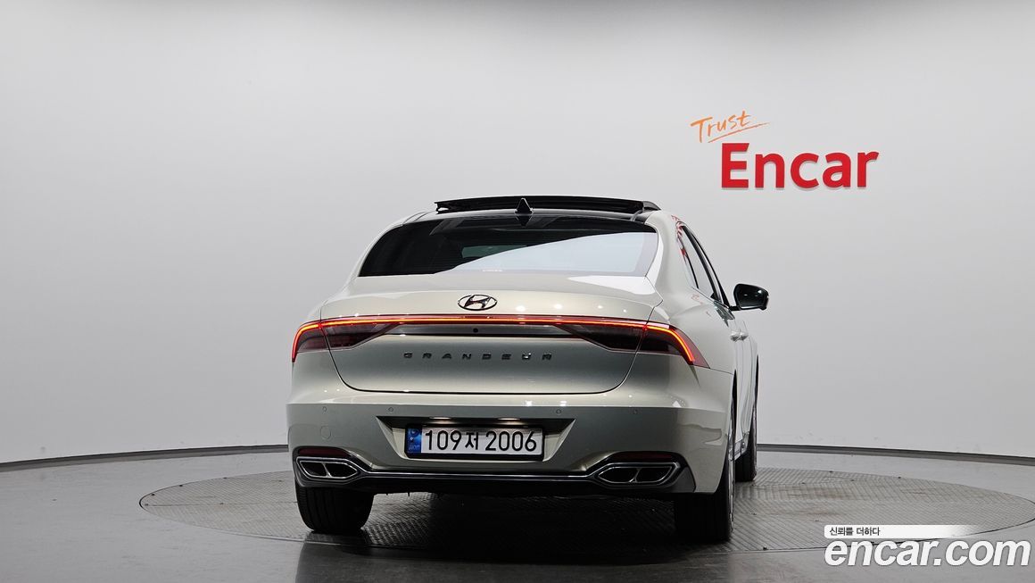 Hyundai Grandeur 2020