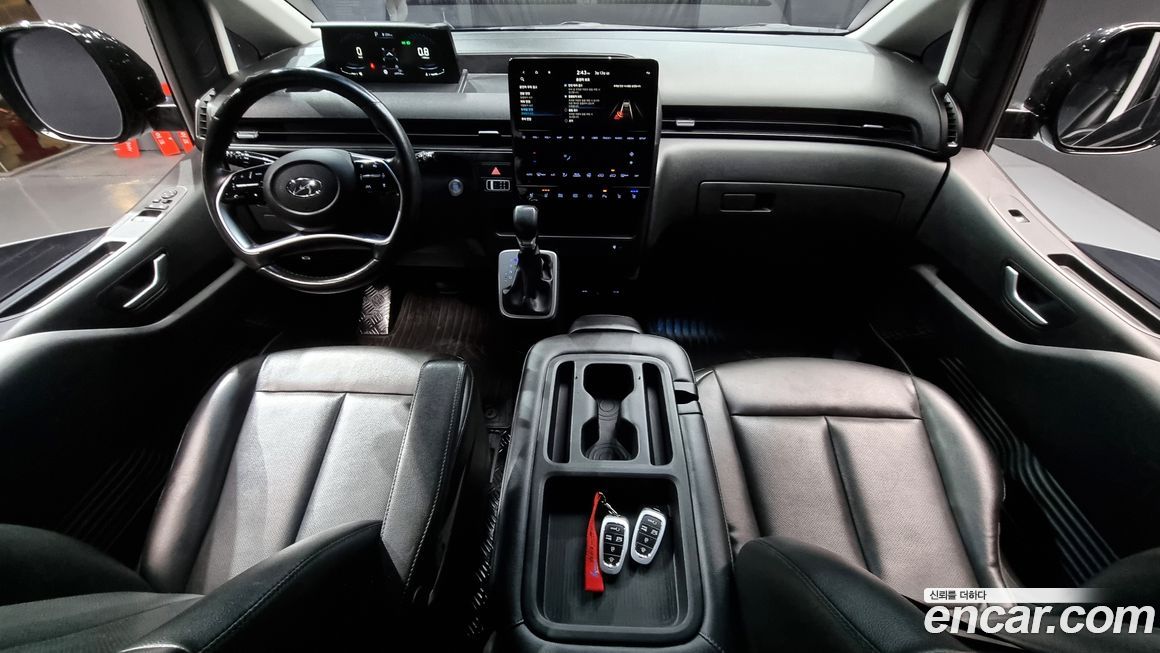 Hyundai Staria 2022