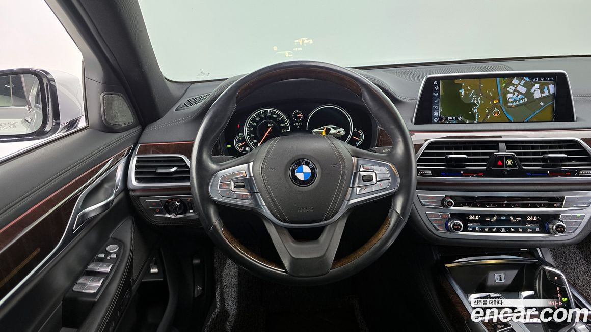 BMW 7-Series 2016