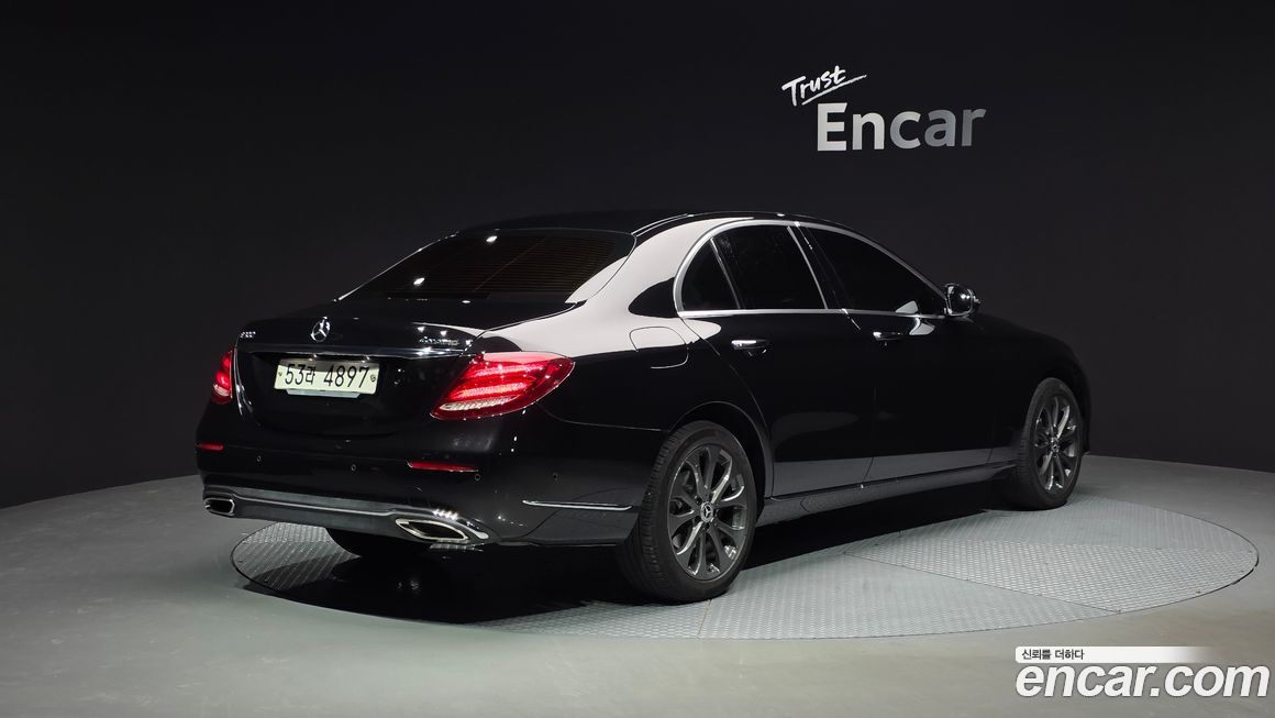 Mercedes-Benz E-Class 2019