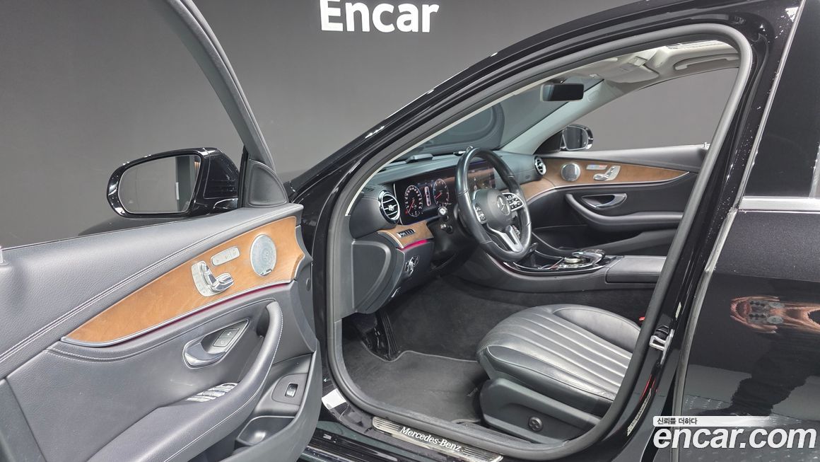 Mercedes-Benz E-Class 2019