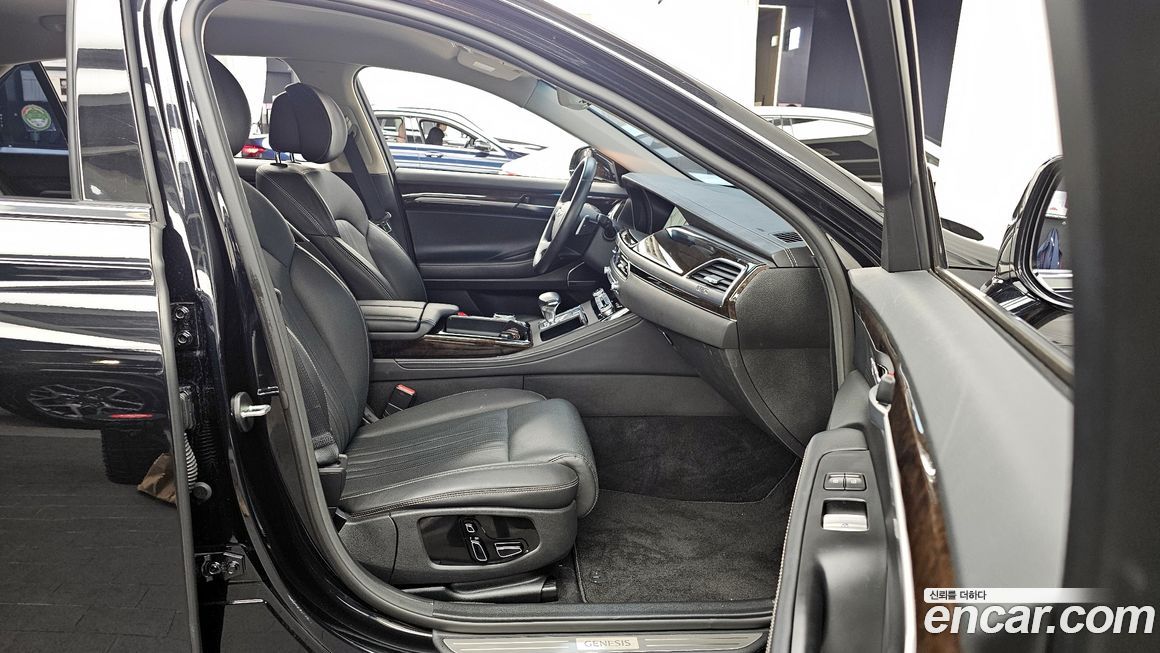 Genesis G90 2020