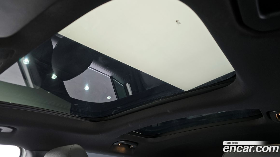 Mercedes-Benz GLB-Class 2021