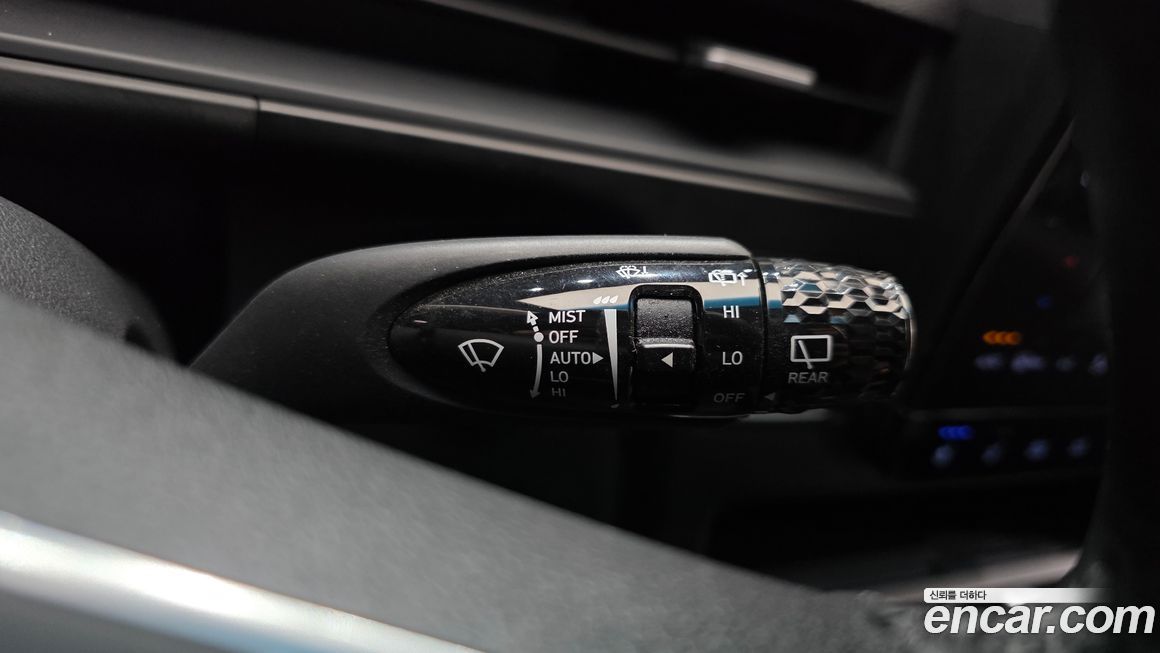 Hyundai Staria 2025