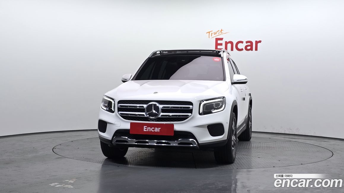 Mercedes-Benz GLB-Class 2021