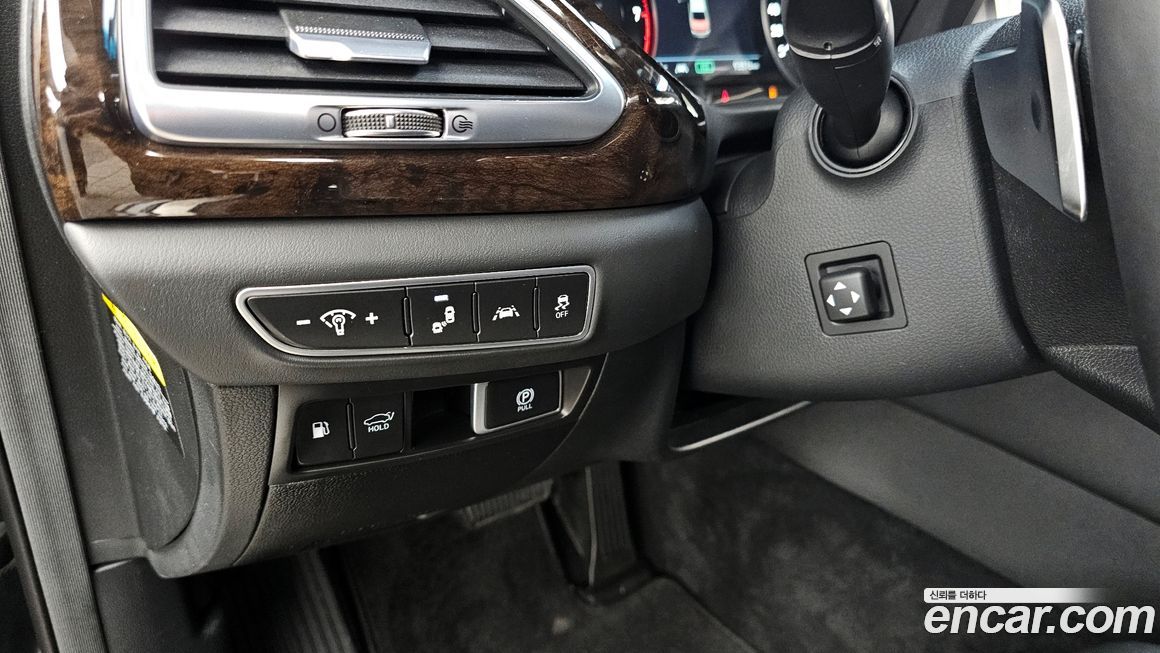 Genesis G90 2020