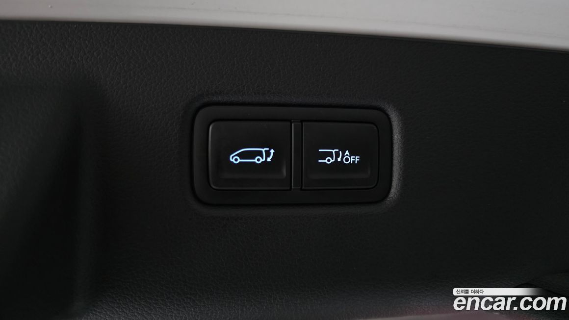 Hyundai Staria 2025