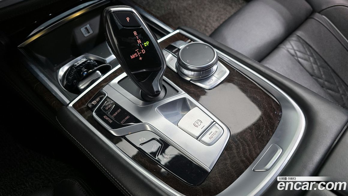 BMW 7-Series 2016