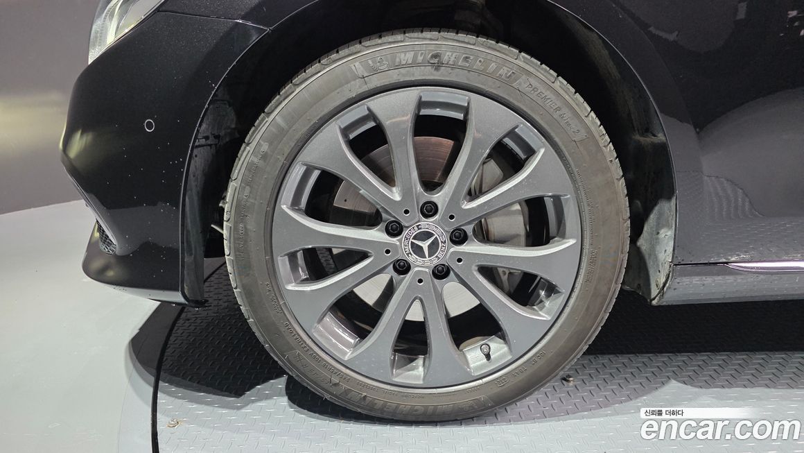 Mercedes-Benz E-Class 2019