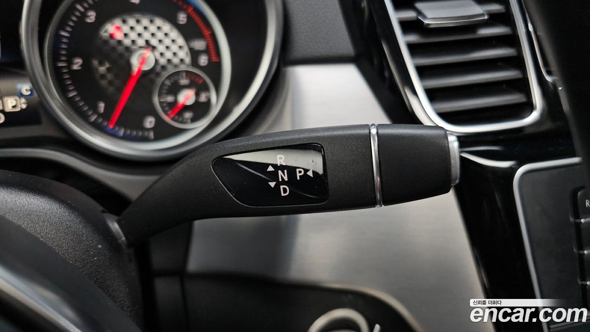 Mercedes-Benz GLE-Class 2018