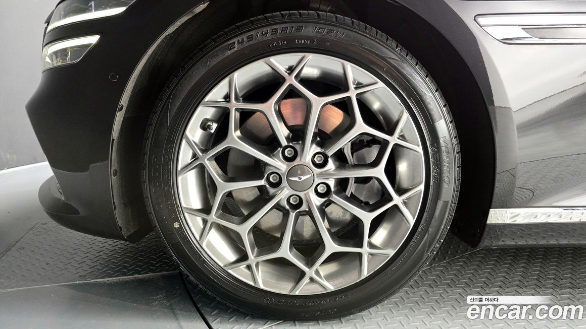 Genesis G80 2021