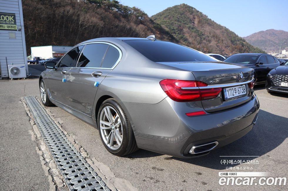 BMW 7-Series 2018