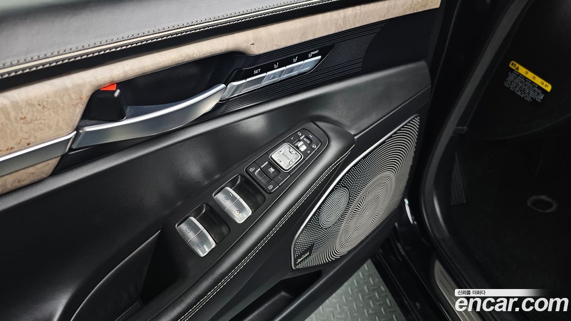 Genesis G90 2020