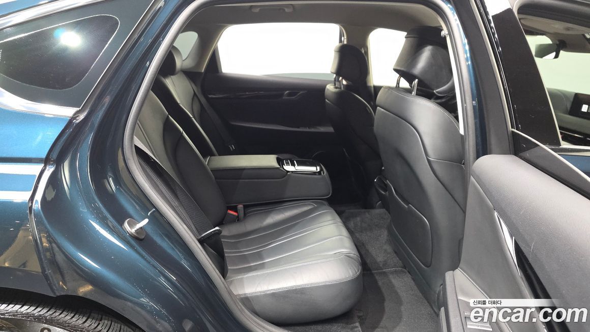 Genesis G80 2021