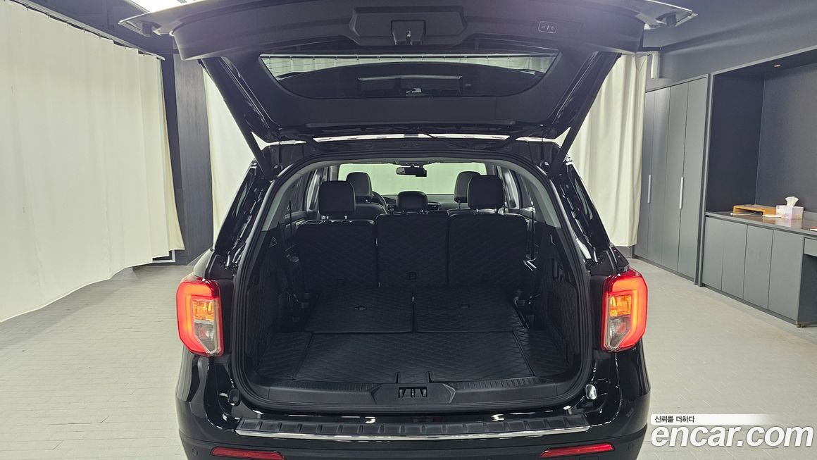Ford Explorer 2023