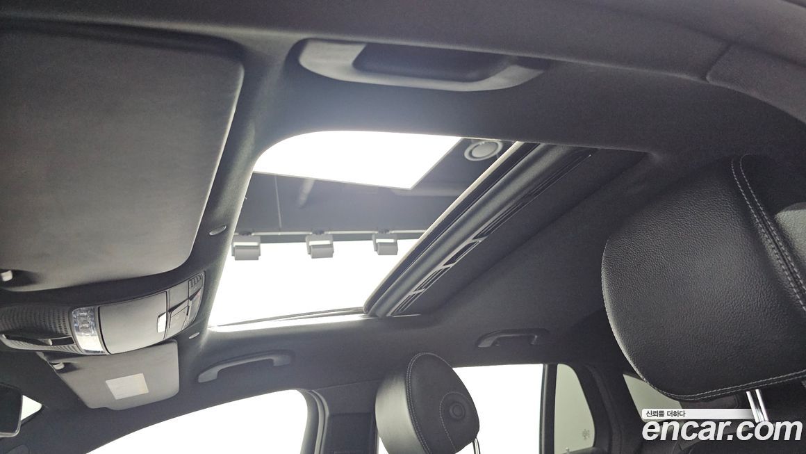 Mercedes-Benz EQC 2020