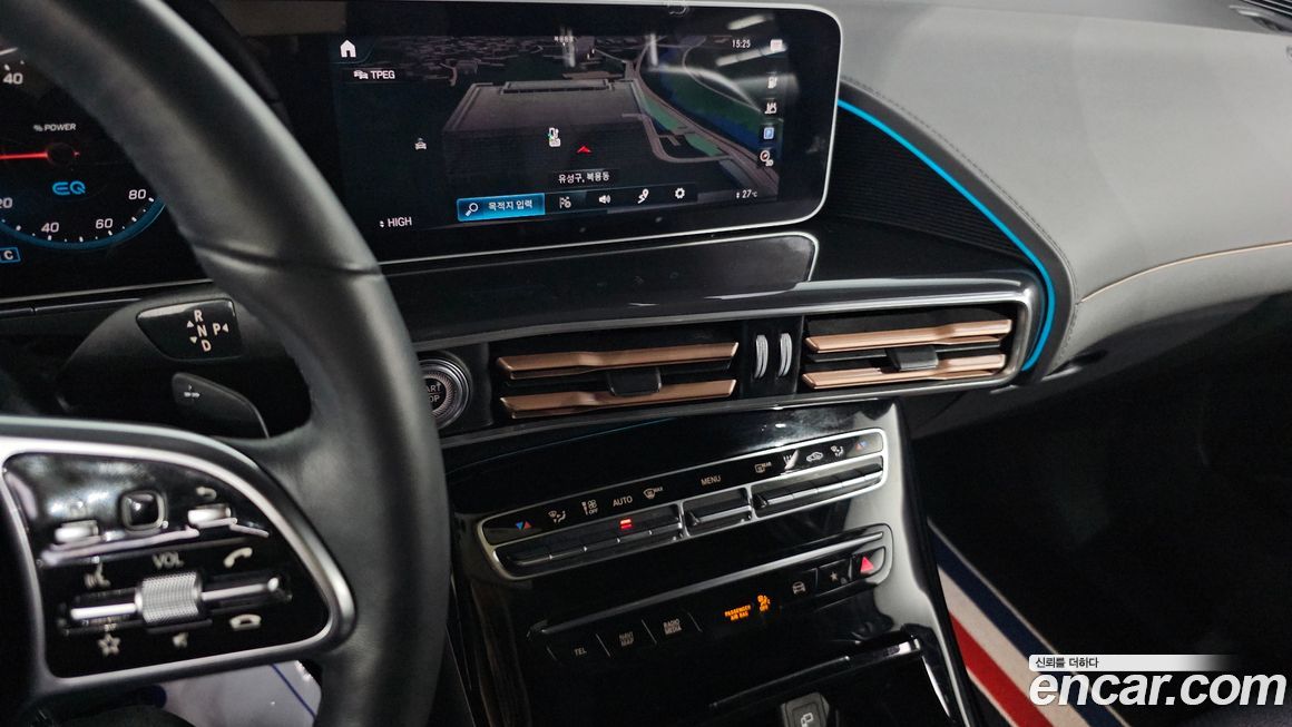 Mercedes-Benz EQC 2020