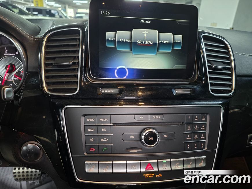 Mercedes-Benz GLE-Class 2016