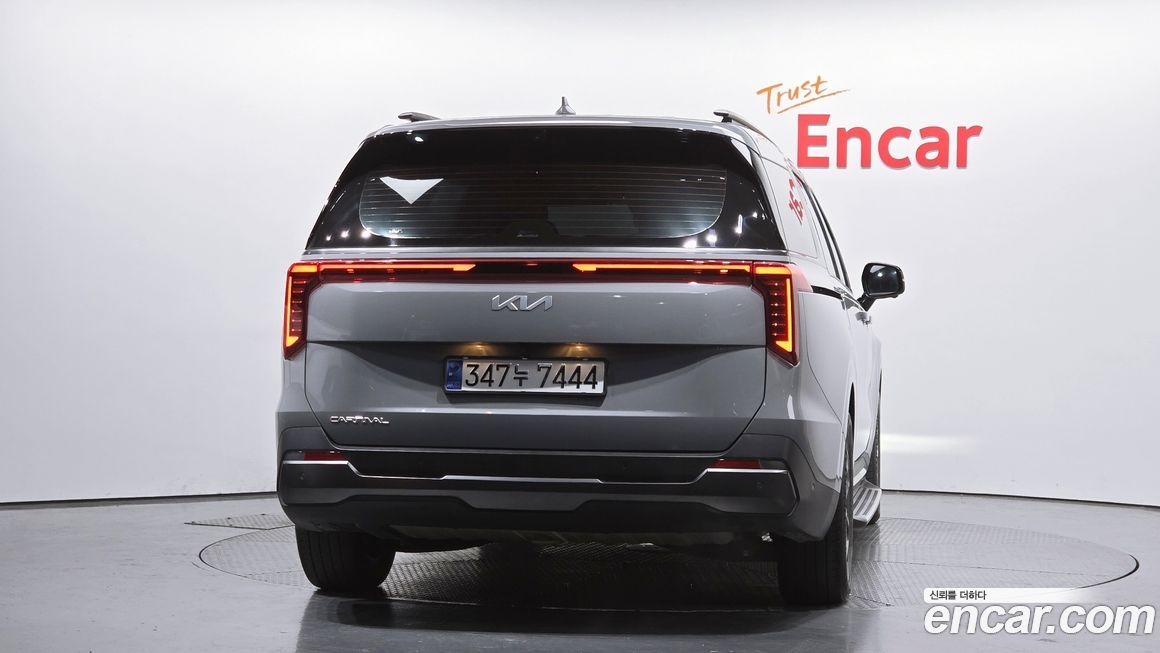 Kia Canival 2025