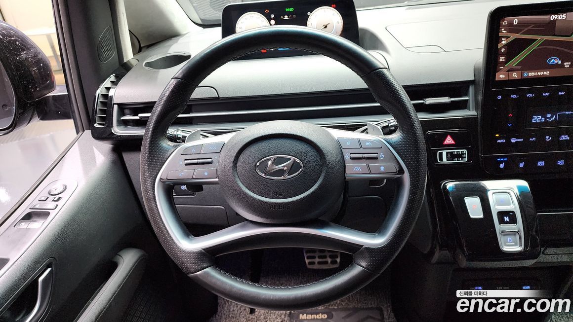 Hyundai Staria 2024