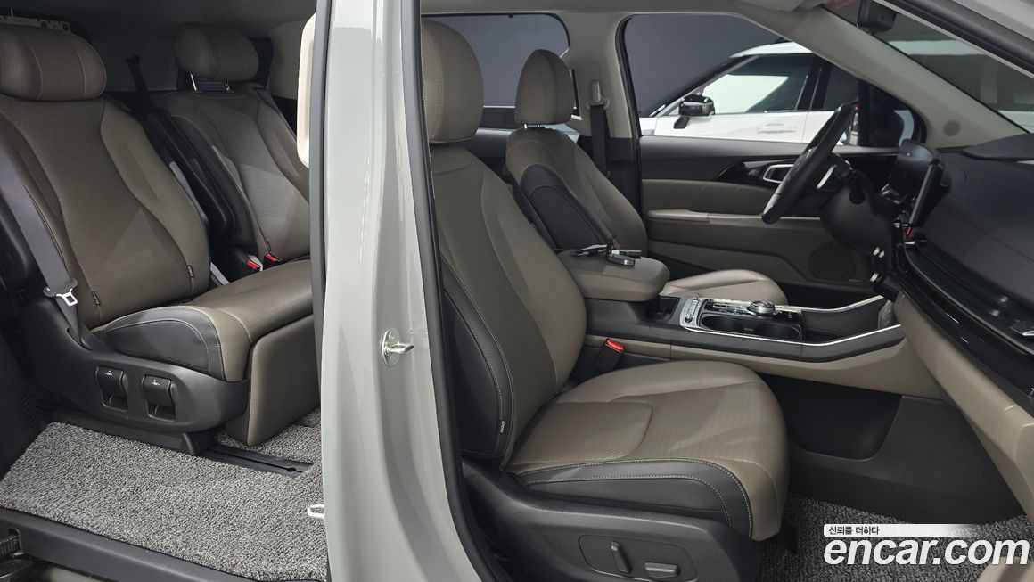 Kia Canival 2025