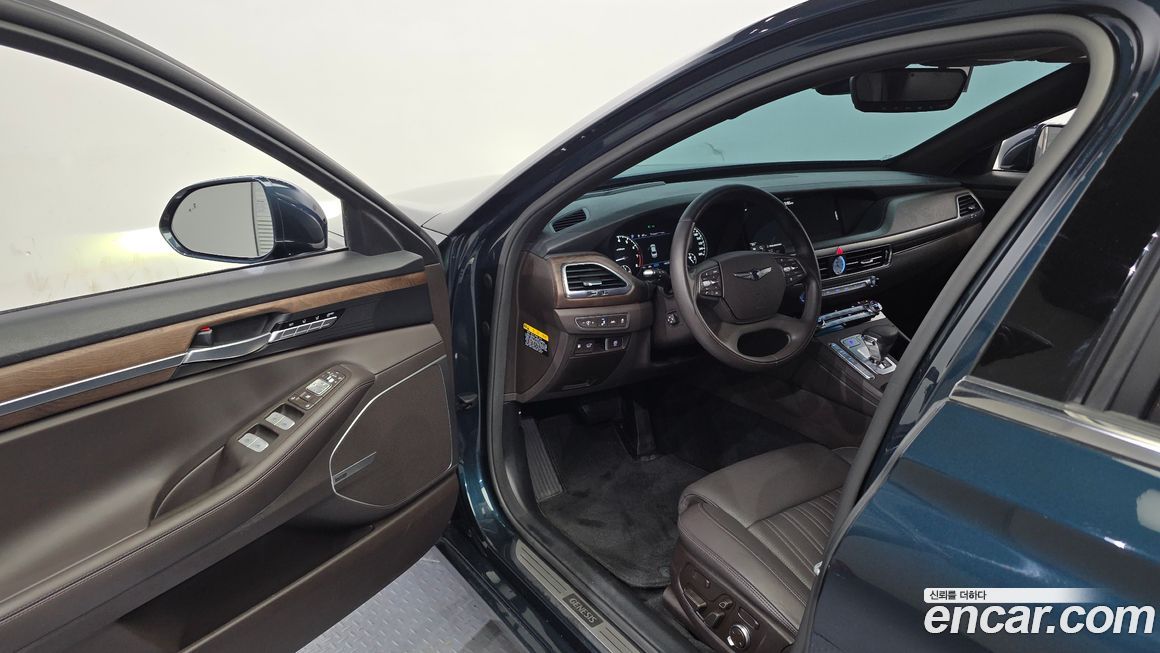 Genesis G90 2021
