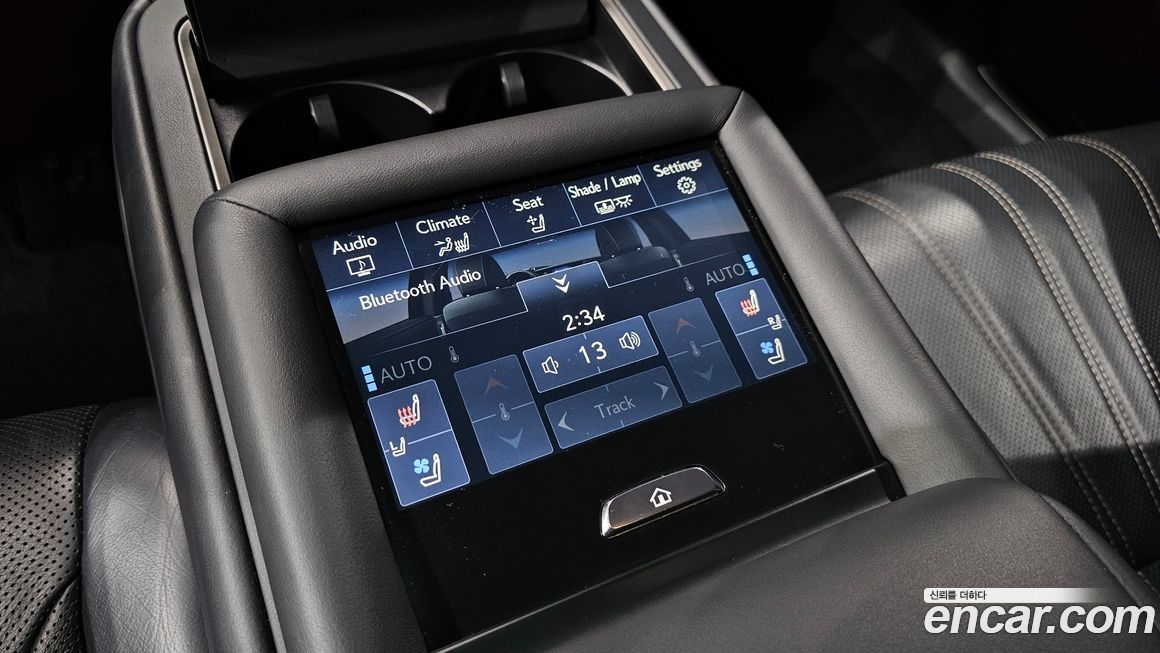 Lexus LS 2018