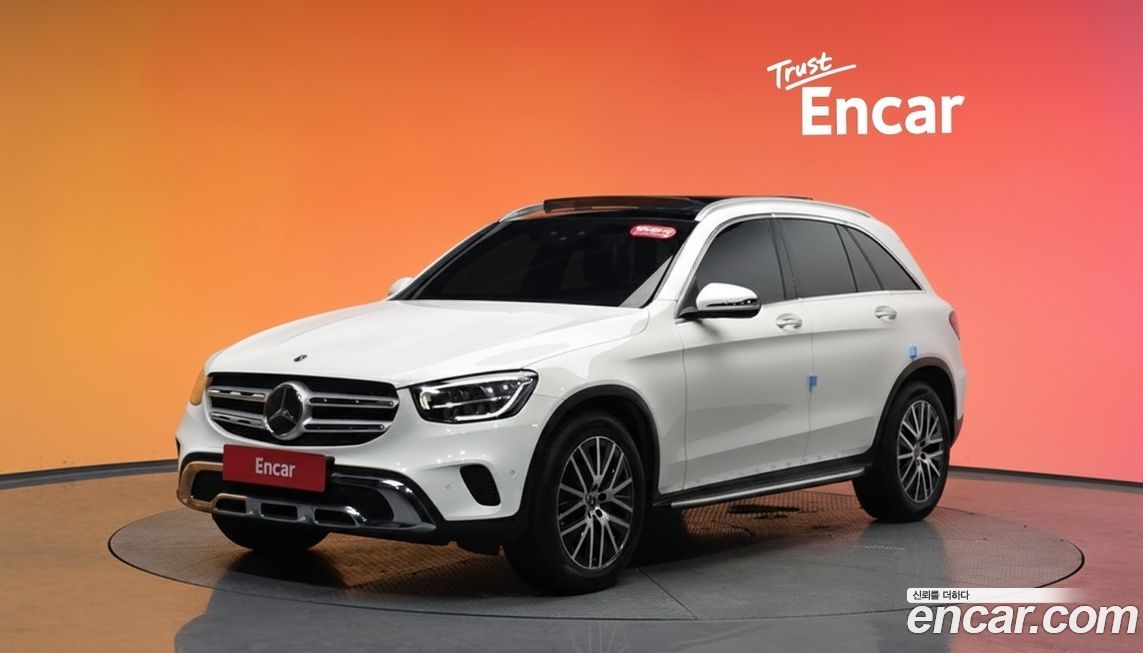 Mercedes-Benz GLC-Class 2021