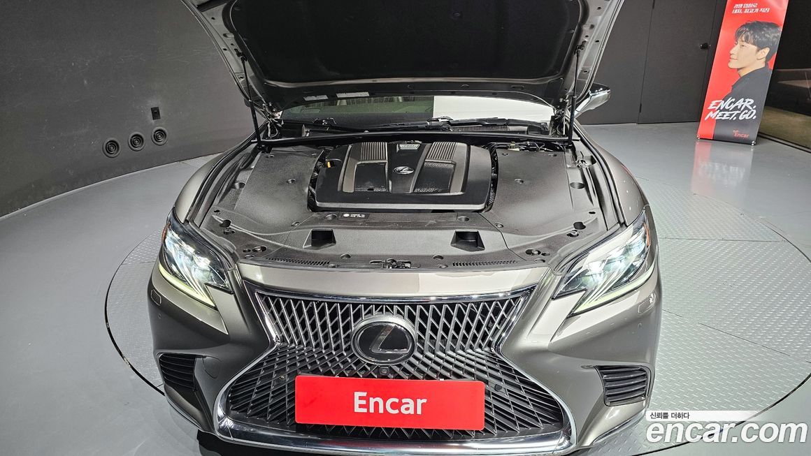 Lexus LS 2018