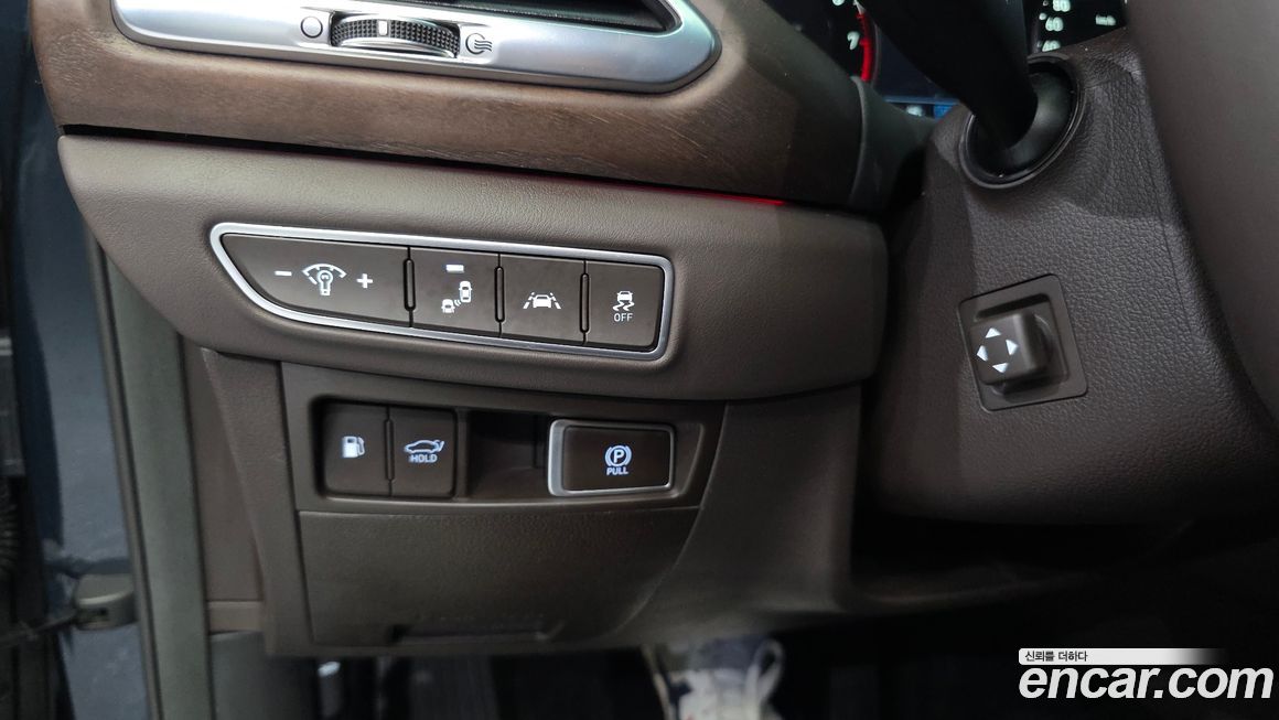 Genesis G90 2021