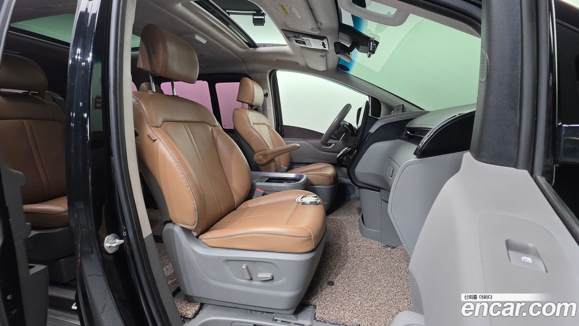 Hyundai Staria 2022