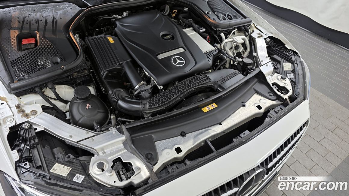 Mercedes-Benz E-Class 2021