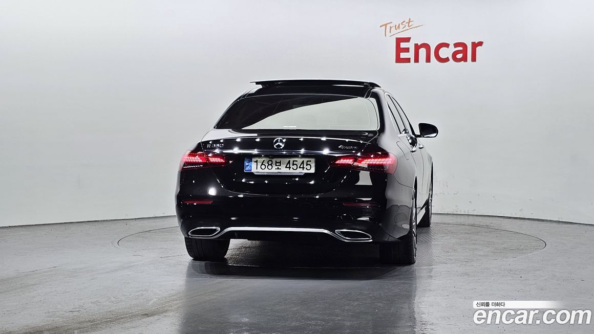 Mercedes-Benz E-Class 2021