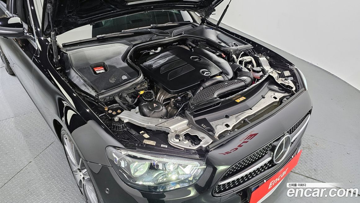 Mercedes-Benz E-Class 2021