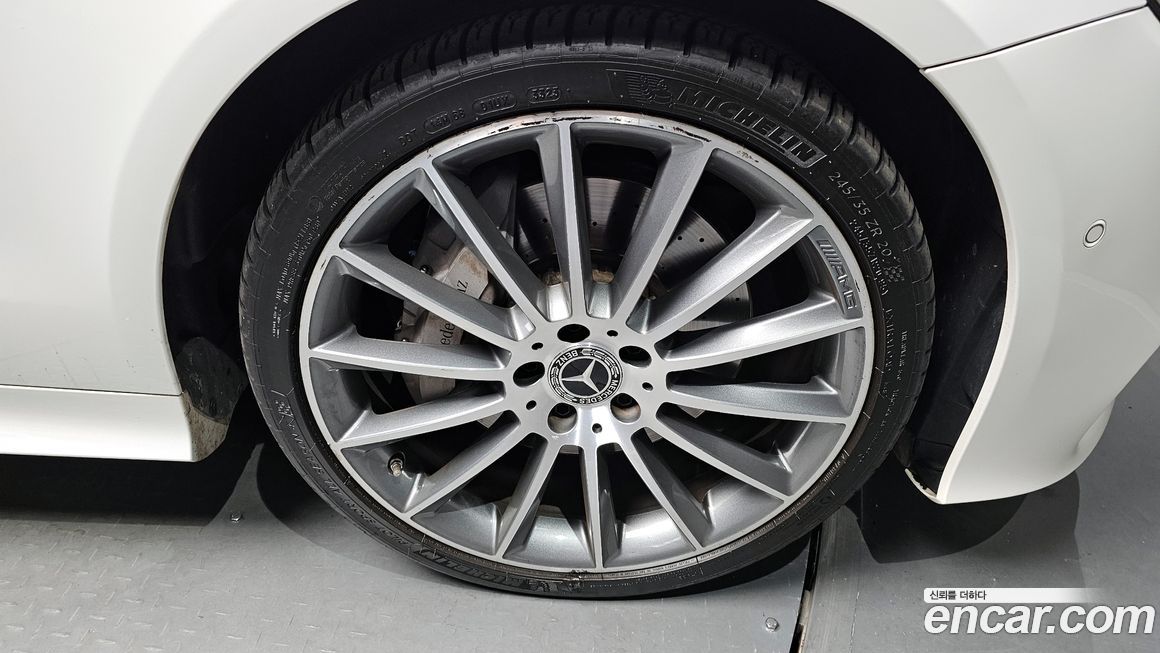 Mercedes-Benz E-Class 2019