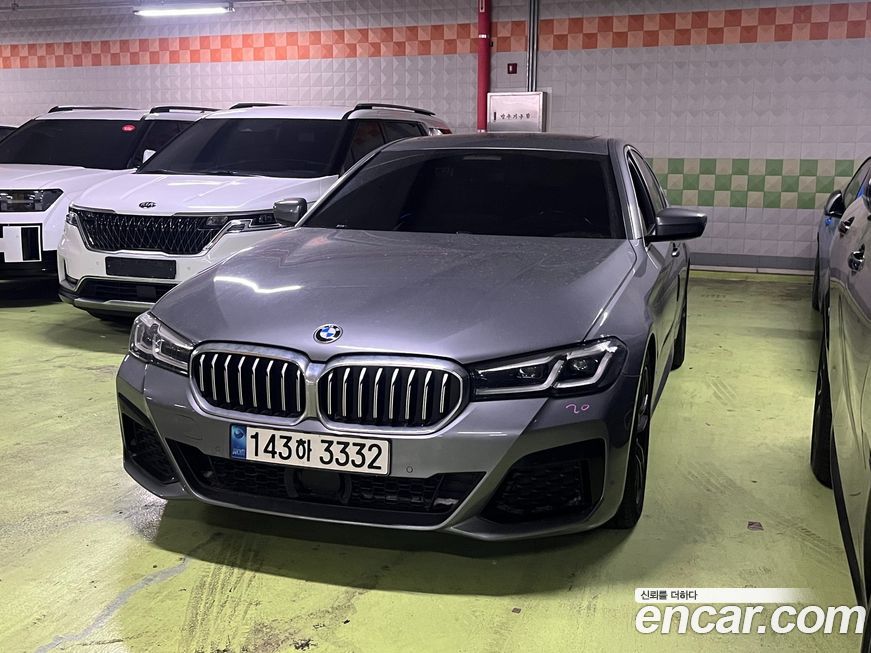 BMW 5-Series 2023