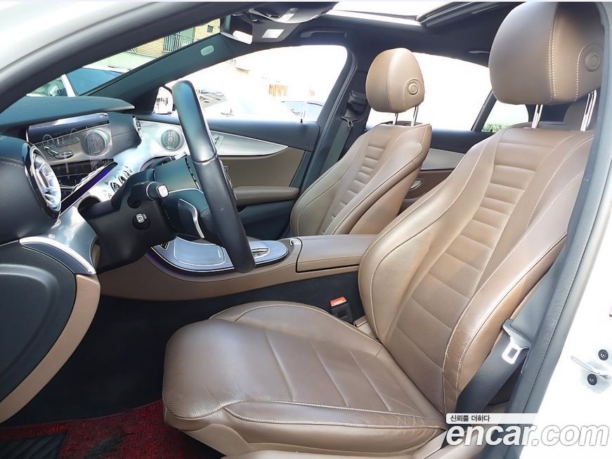 Mercedes-Benz E-Class 2021